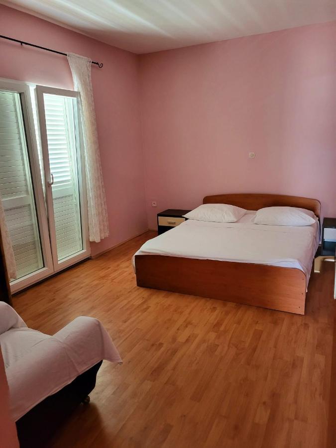 Apartment Raslina Экстерьер фото